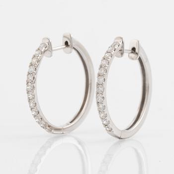 Brilliant cut diamond hoop earrings, total 0,80 ct.