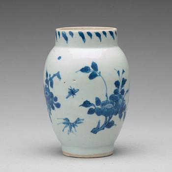 VAS, porslin. Transition, 1600-tal.