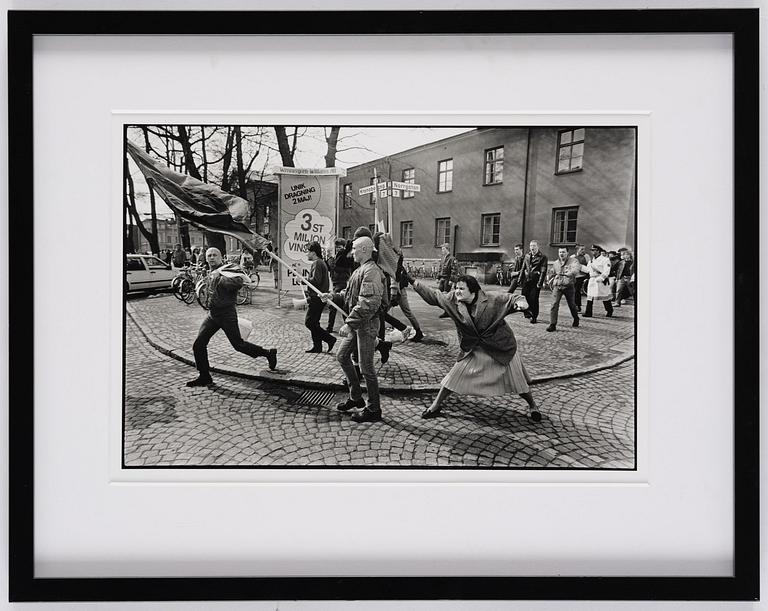 Hans Runesson, "Kvinnan med handväskan”, 1985.