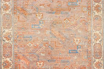 Matta, Ushak, ca. 287 x 245 cm.