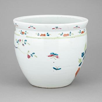 YTTERFODER, porslin, sen Qing, omkring 1800-talets slut.