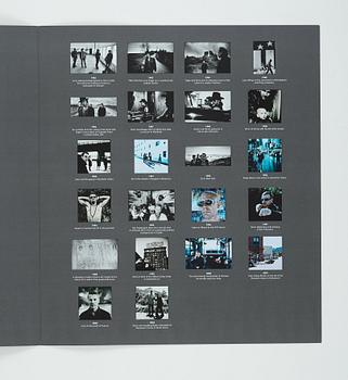 Anton Corbijn, "22:U2", 1982-2003.