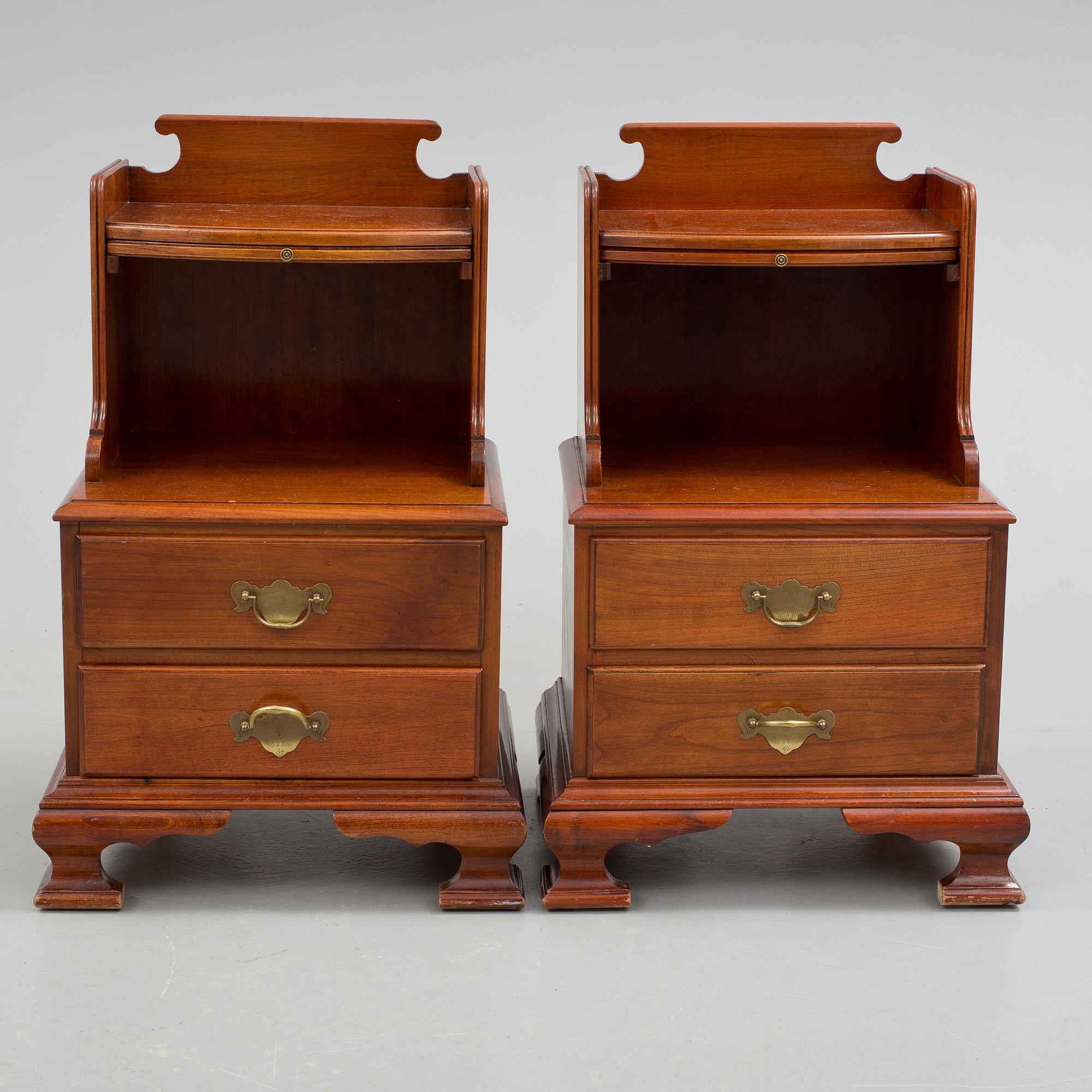 SÄNGBORD, ett par, Fantoni, 1900-tal.