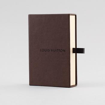 PLÅNBOK, Louis Vuitton.
