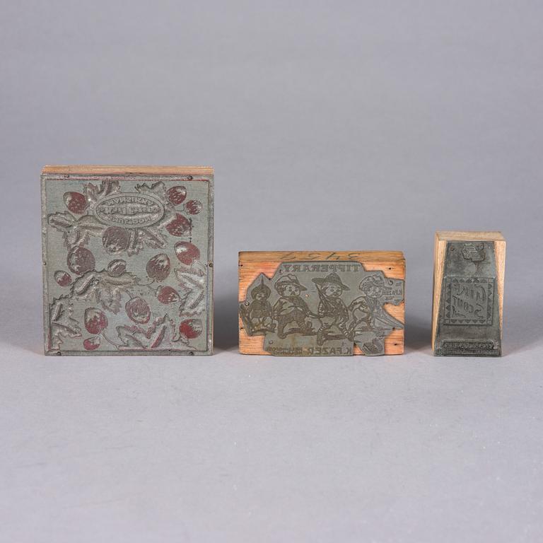 TRYCKPLÅTAR, 3 st, DOSA och LÅDA, Karl Fazer, Helsingfors.