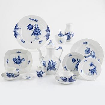 Dining and coffee service, 58 pieces, porcelain, "Blå Blomst", Royal Copenhagen, Denmark.