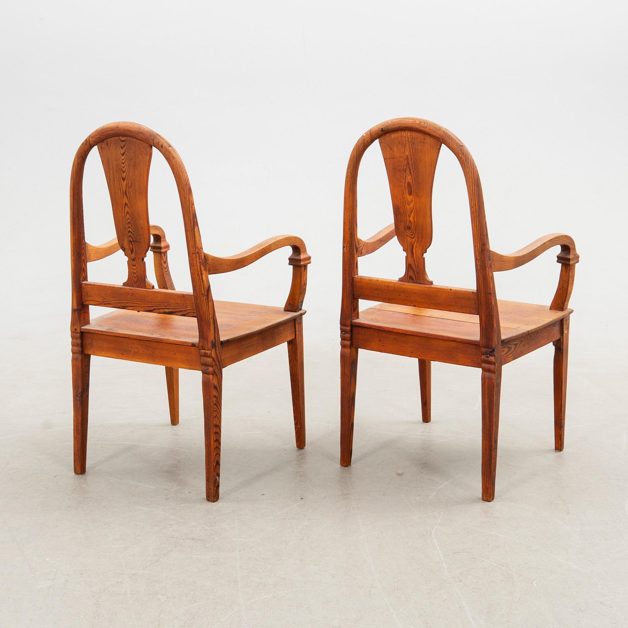 Karmstolar, ett par, sent 1800-tal/tidigt 1900-tal.