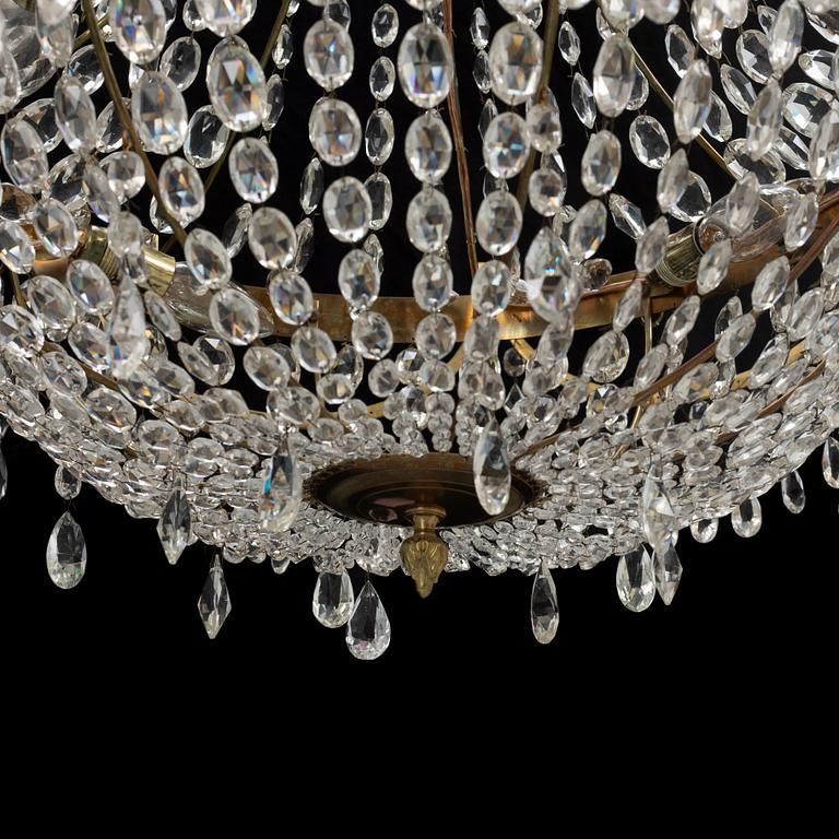 A late Gustavian chandelier, ealry 20th century.