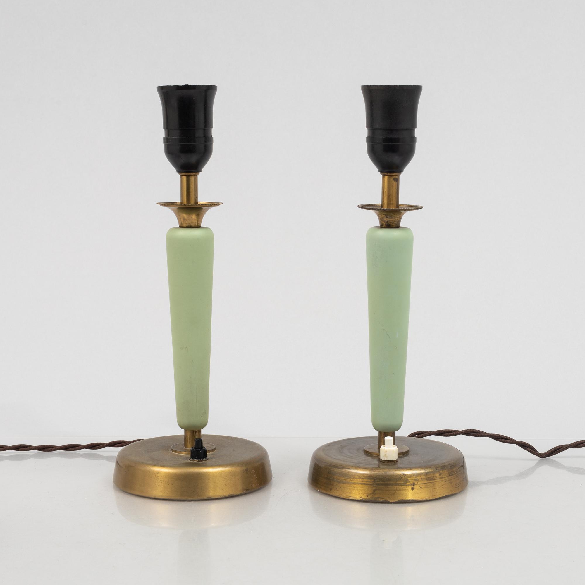 Bertil Brisborg, a pair of table lamps model "32028", Nordiska Kompaniet, 1940s-50s.