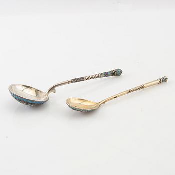 Spoons 2 pcs Russia silver and enamel 1908-26.