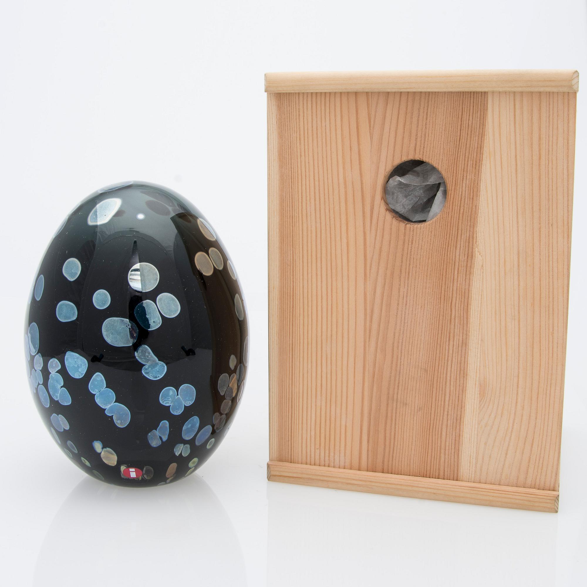 ÄGG, glas. Signerad O. Toikka Nuutajärvi 236 / 750.