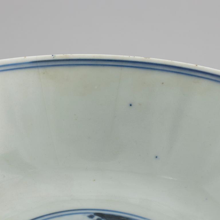 A Chinese blue and white porcelain 'scholars' bowl, Qing dynasty, 19th Century.