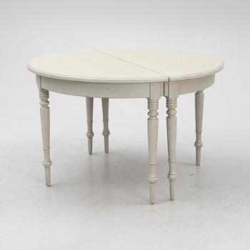 Dining table, 19th century.