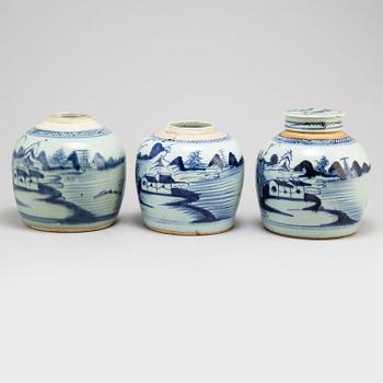 Three blue and white ginger jars, Qing dynasty, 19th century.