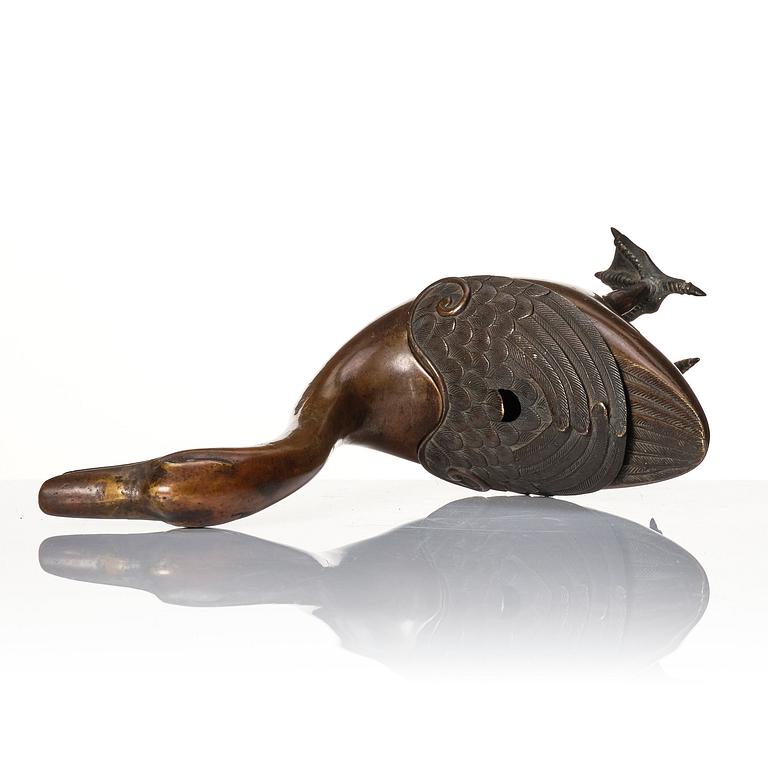 A bronze censer with cover in the shape of a duck, Qing dynasty, 17th/19th Century.