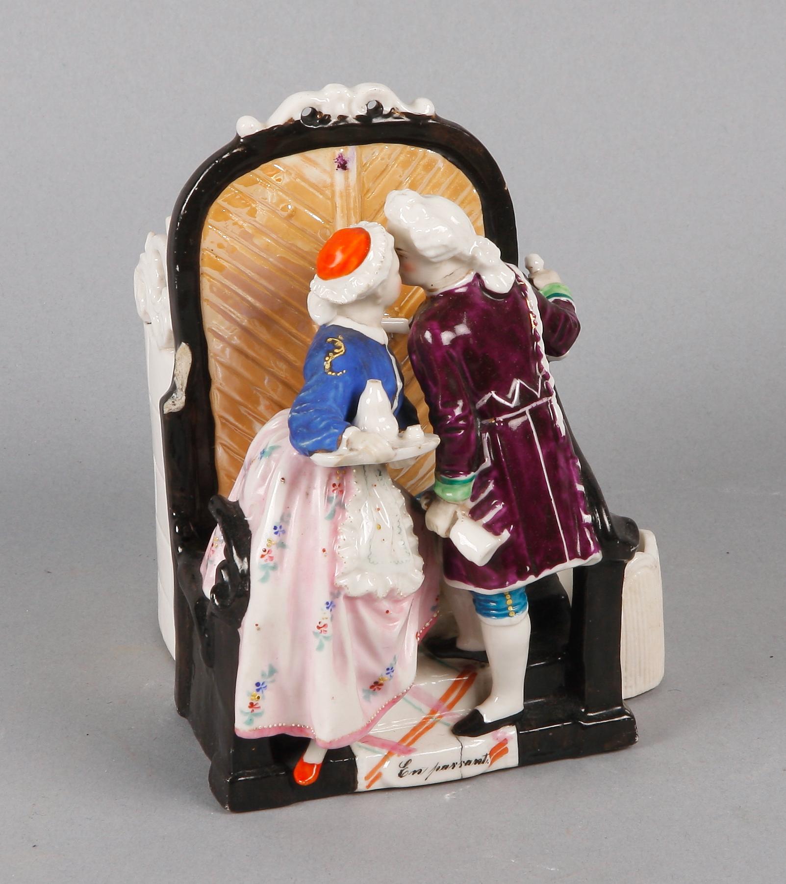 FIGURIN/PENNSTÄLL, porslin, 1800-tal.