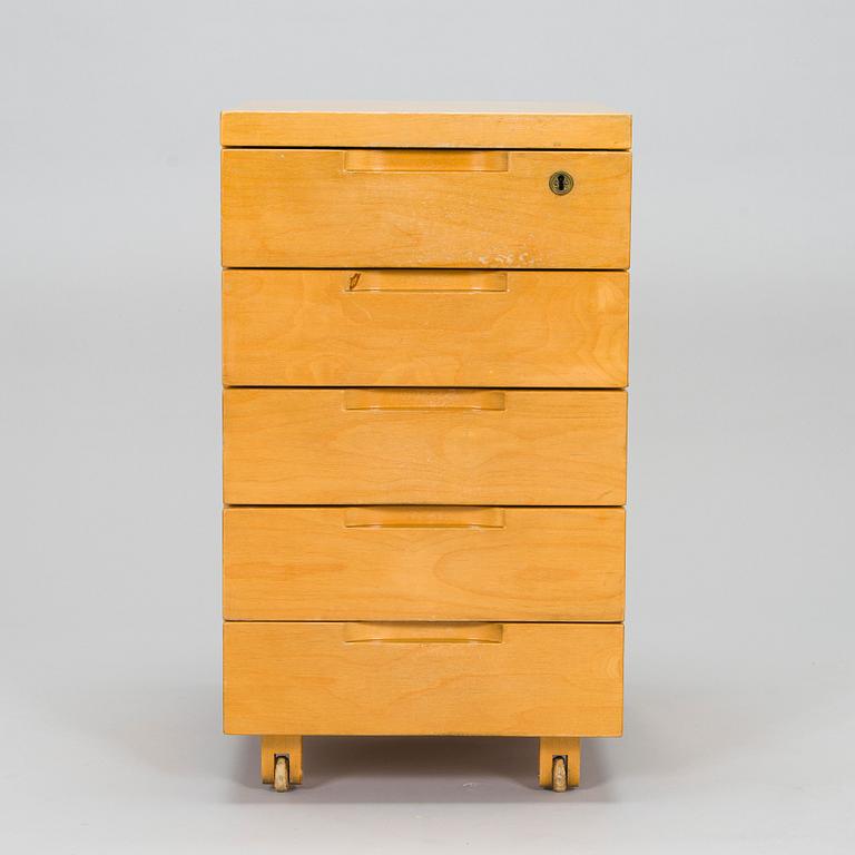 Aino Aalto, A mid-20th century H297 drawer unit for O.Y. Huonekalu-ja Rakennustyötehdas A.B.