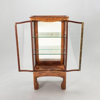 An Art nouveau display cabinet, France early 20th century.