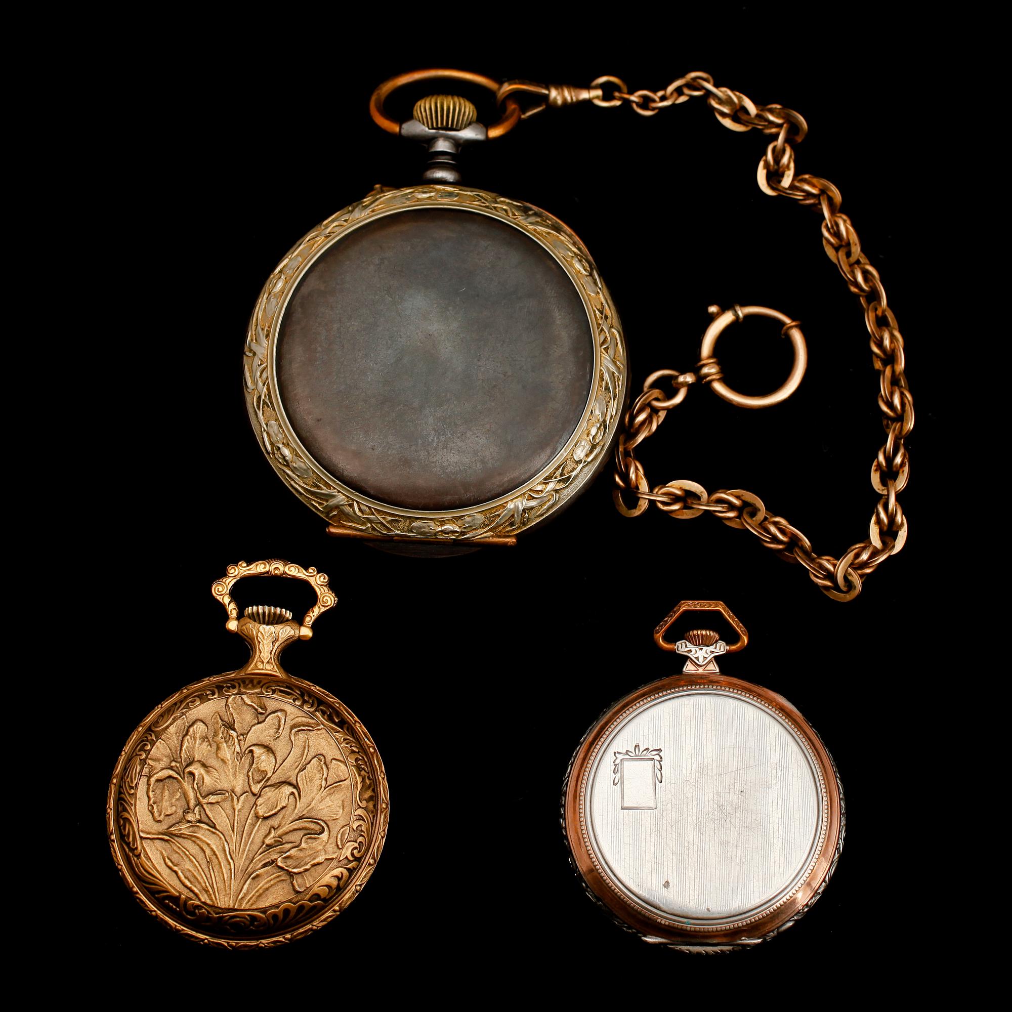 FICKUR, 3 st, metall (en silver), 1900-talets första hälft.