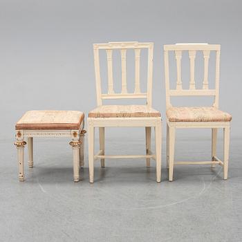 STOLAR 2 st, 1800-talets början och TABURETT, 1900-talets början.