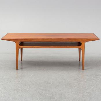 A 1960s/1970s coffee table.