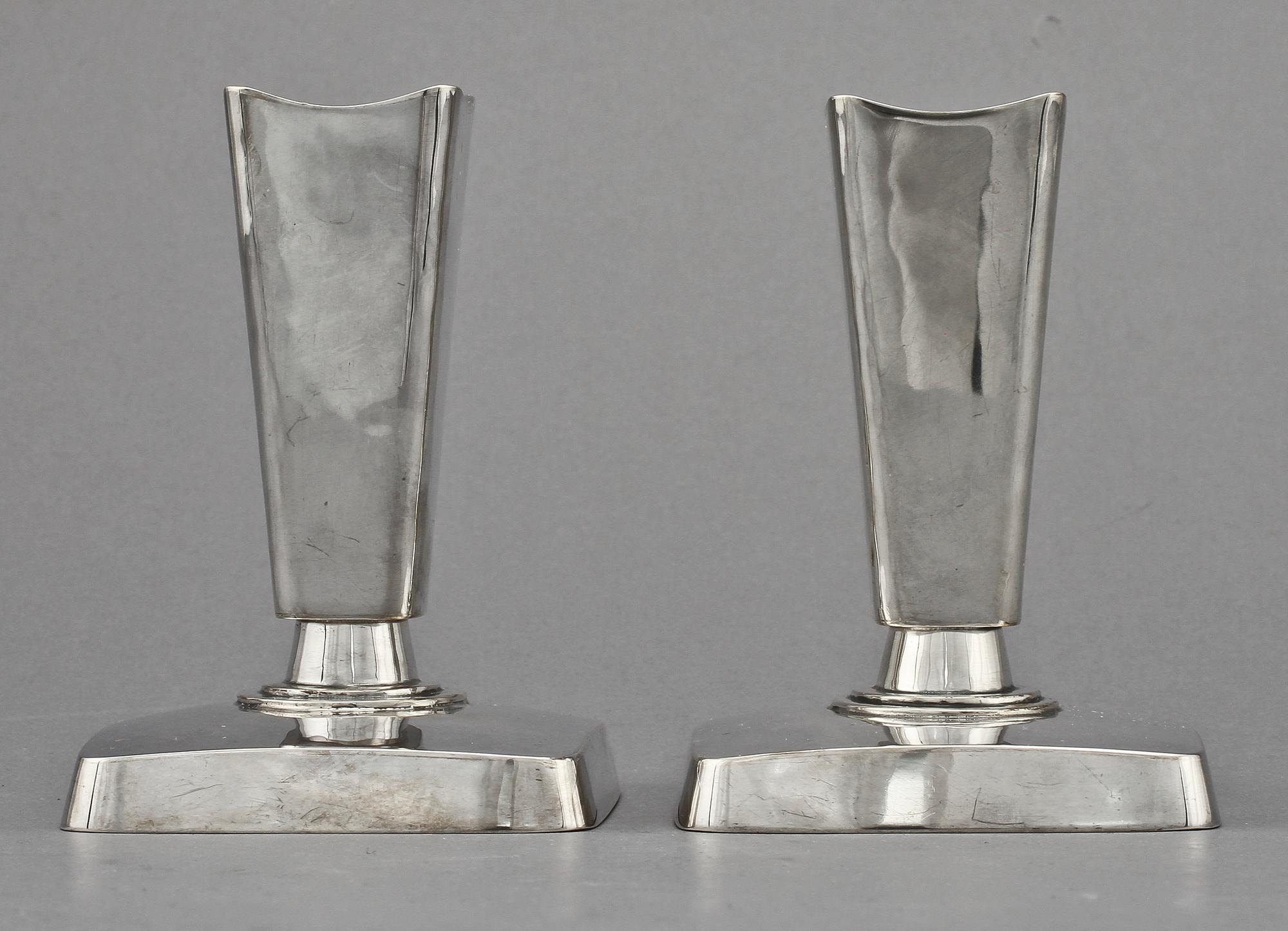 LJUSSTAKAR, ett par, silver, T Kullander, Borås, 1990. Vikt 375 g.