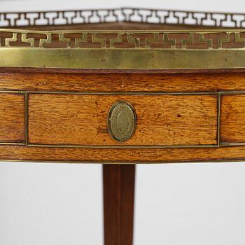 A late Gustavians corner-table attributed to A. Lundelius (master in Stockholm 1778-1823).