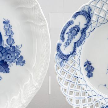 A 37-piece pocelain coffee service, "Blue Flower", Royal Copenhagen, Denmark.