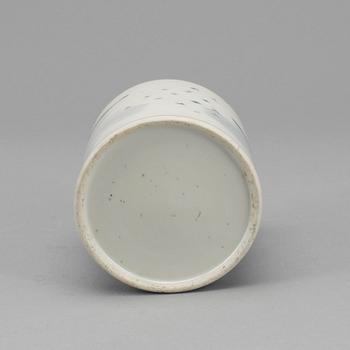 BURK med LOCK, porslin, Kina, 1800-tal.