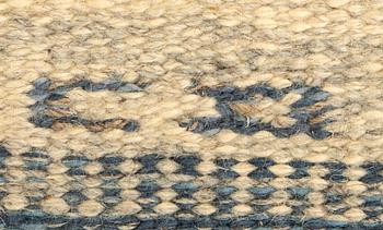 Matta rölakan signerad Carl Dangel ca 226 x 153 cm.