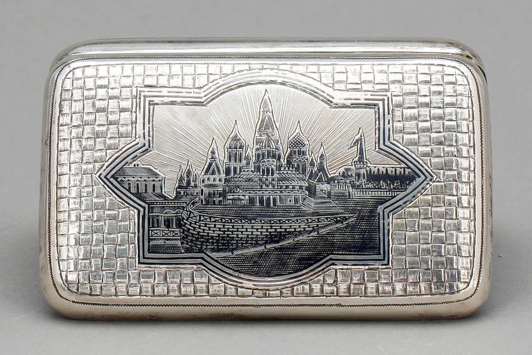 CIGARETTETUI, Ryssland, Moskva, 1887. Vikt ca 140 g.