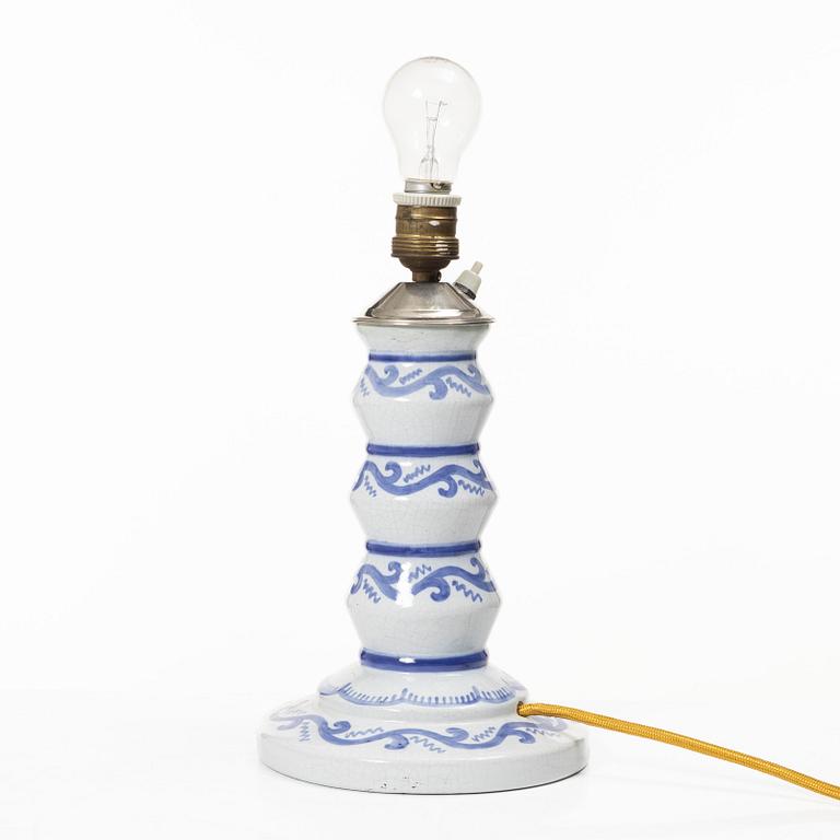 Wilhelm Kåge, a table lamp, Gustavsberg, 1920.