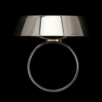 RING, sterling silver, Pekka Piekäinen, Auran Kultaseppä 1973. Vikt 14,3 g.