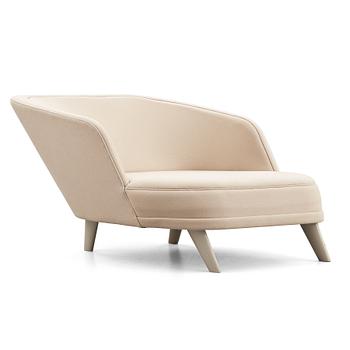 51. Jonny Johansson, fåtölj,"Studie No 1", Acne Studios, O.H. Sjögren, Tranås, 2010.