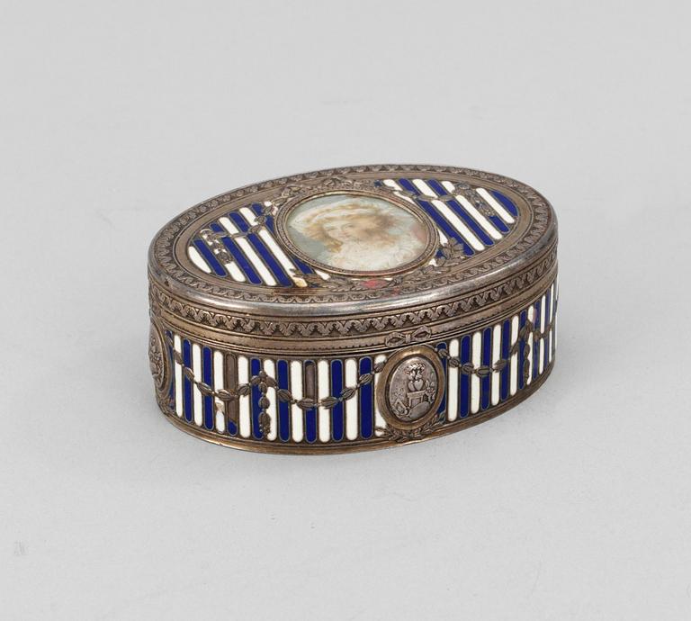 DOSA, silver och emalj med miniatyr i locket. Louis XVI-stil.