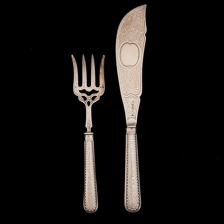 SERVERINGSBESTICK, silver, England, Sheffield 1858. Vikt 207 g.