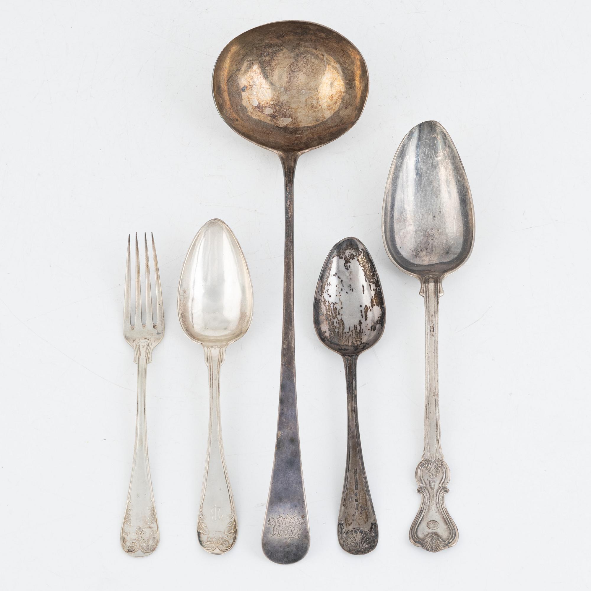 19 pieces of silver flat ware, mostly "Gammal Fransk",