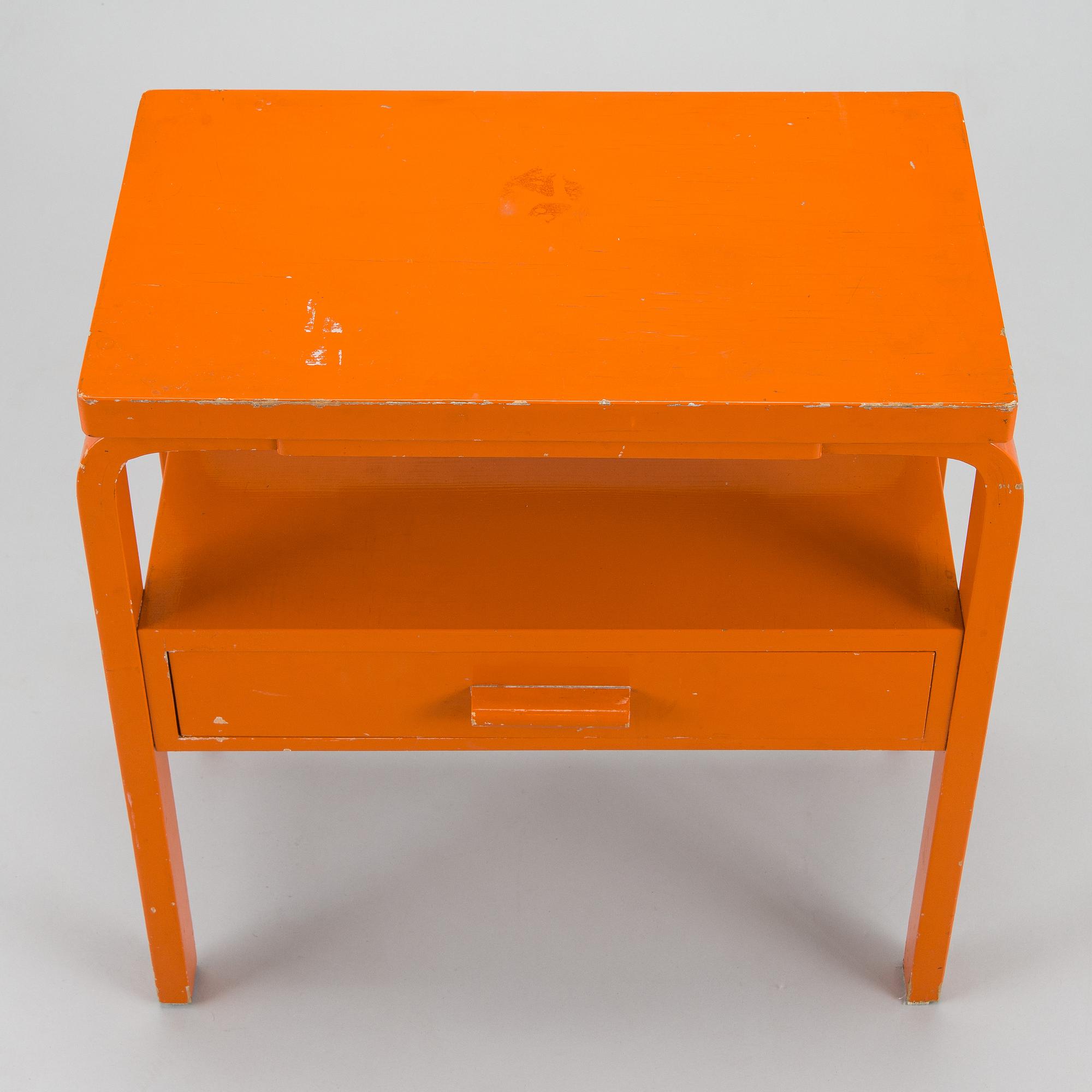 Alvar Aalto, a 1940's '87' table for O.Y. Huonekalu-ja Rakennustyötehdas A.B.