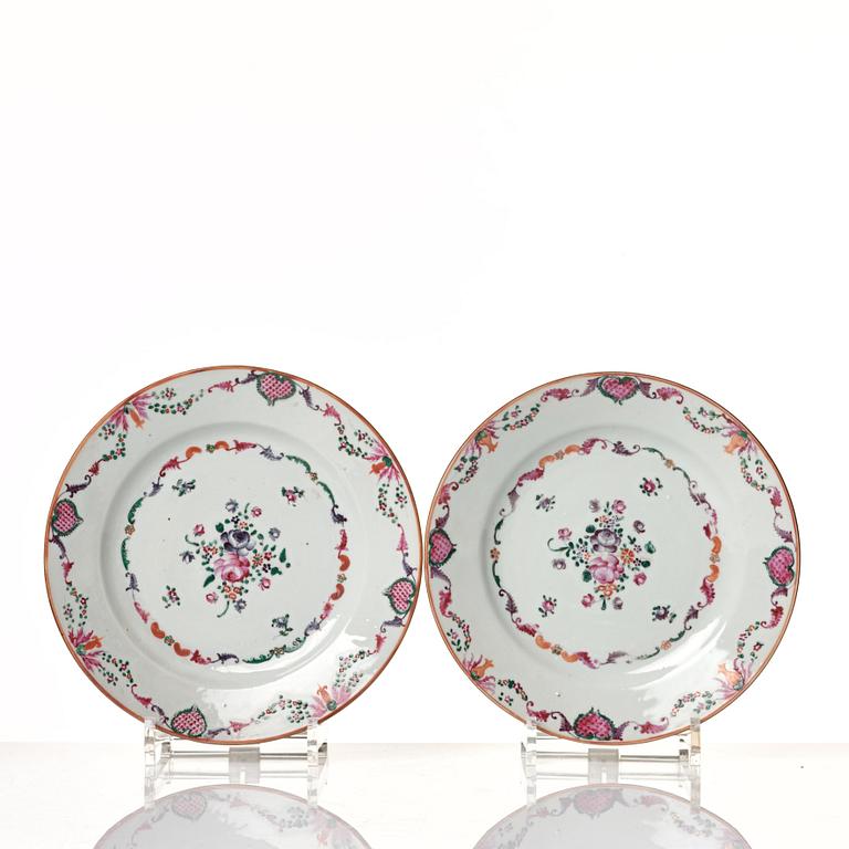 A set of 19 famille rose dishes, Qing dynasty, Qianlong (1736-95).