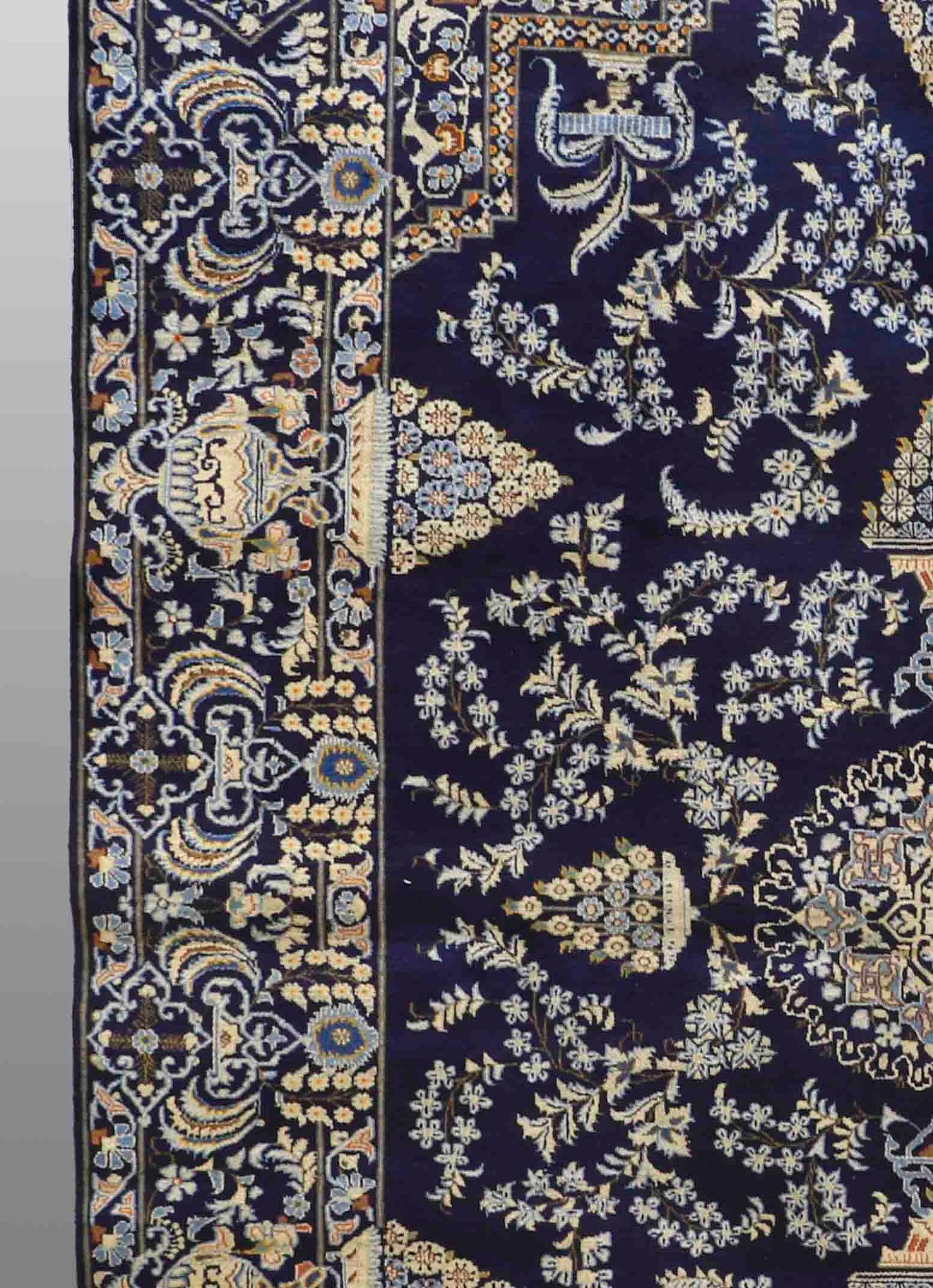 MATTA, Keshan , signerad, 410 x 277 cm.