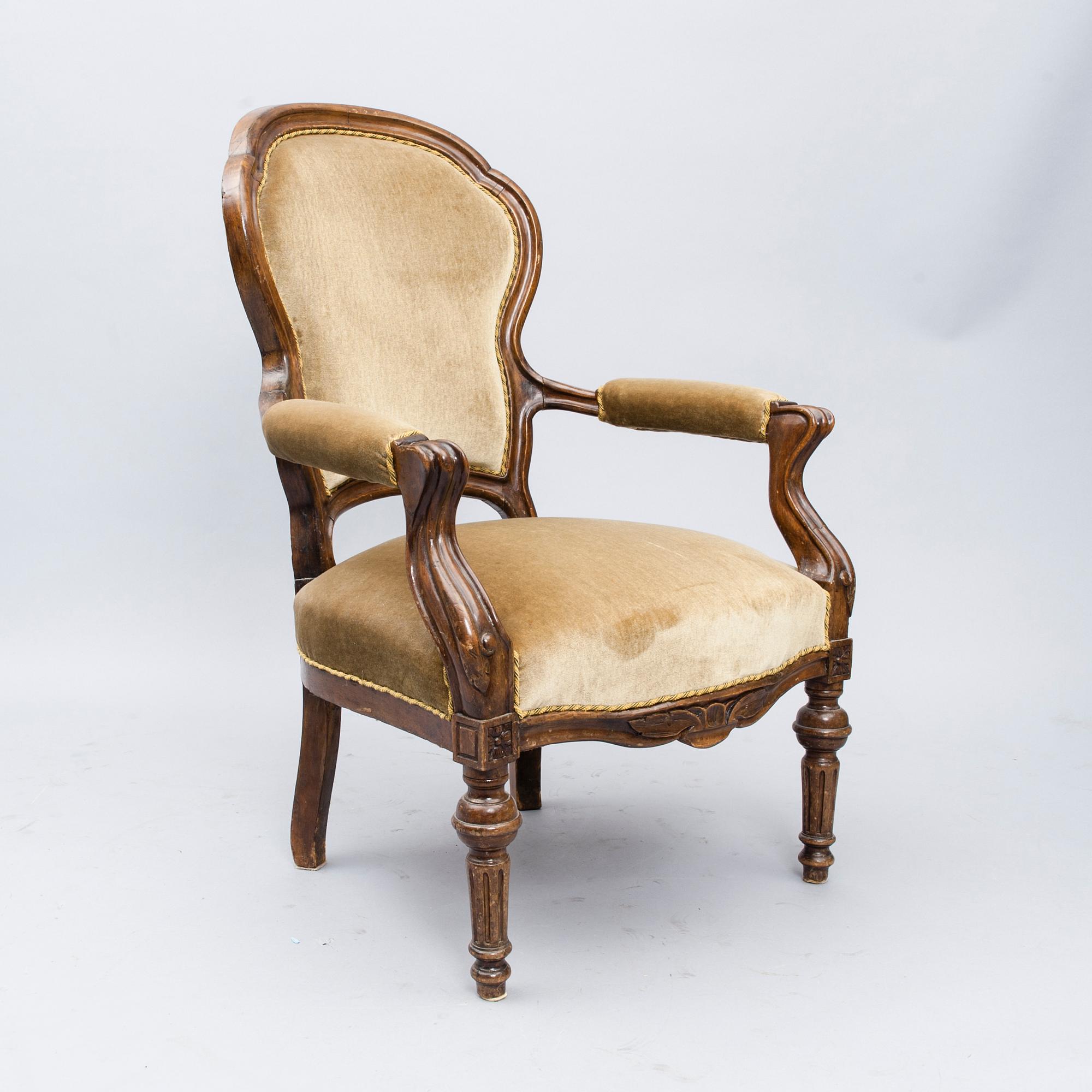 KARMSTOL, rokokostil, 1800-talets slut.