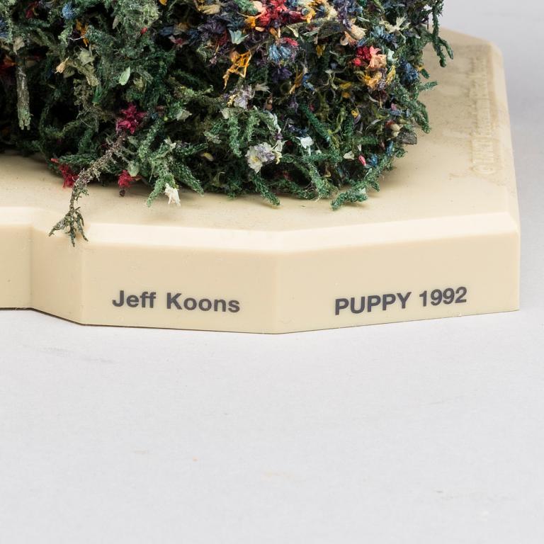 JEFF KOONS, "Puppy", multiple, 1992, Guggenheim Museum Bilbao.