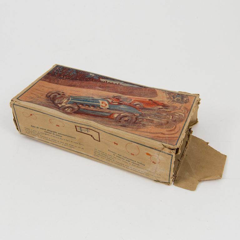 A JNF tinplate racing car 1930/40s.