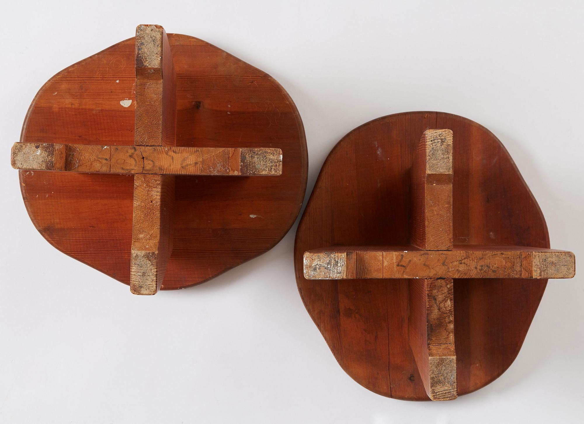 David Rosén, "Berga", pallar, 2 st, Nordiska Kompaniet 1940-tal.