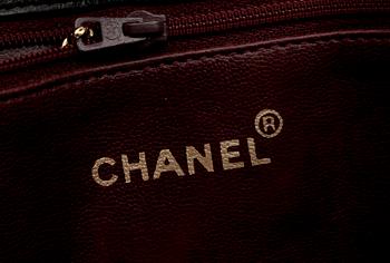CHANEL, axelremsväska, 1980-tal.