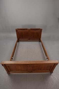 SÄNG, renässans stil. 1800-talets slut.