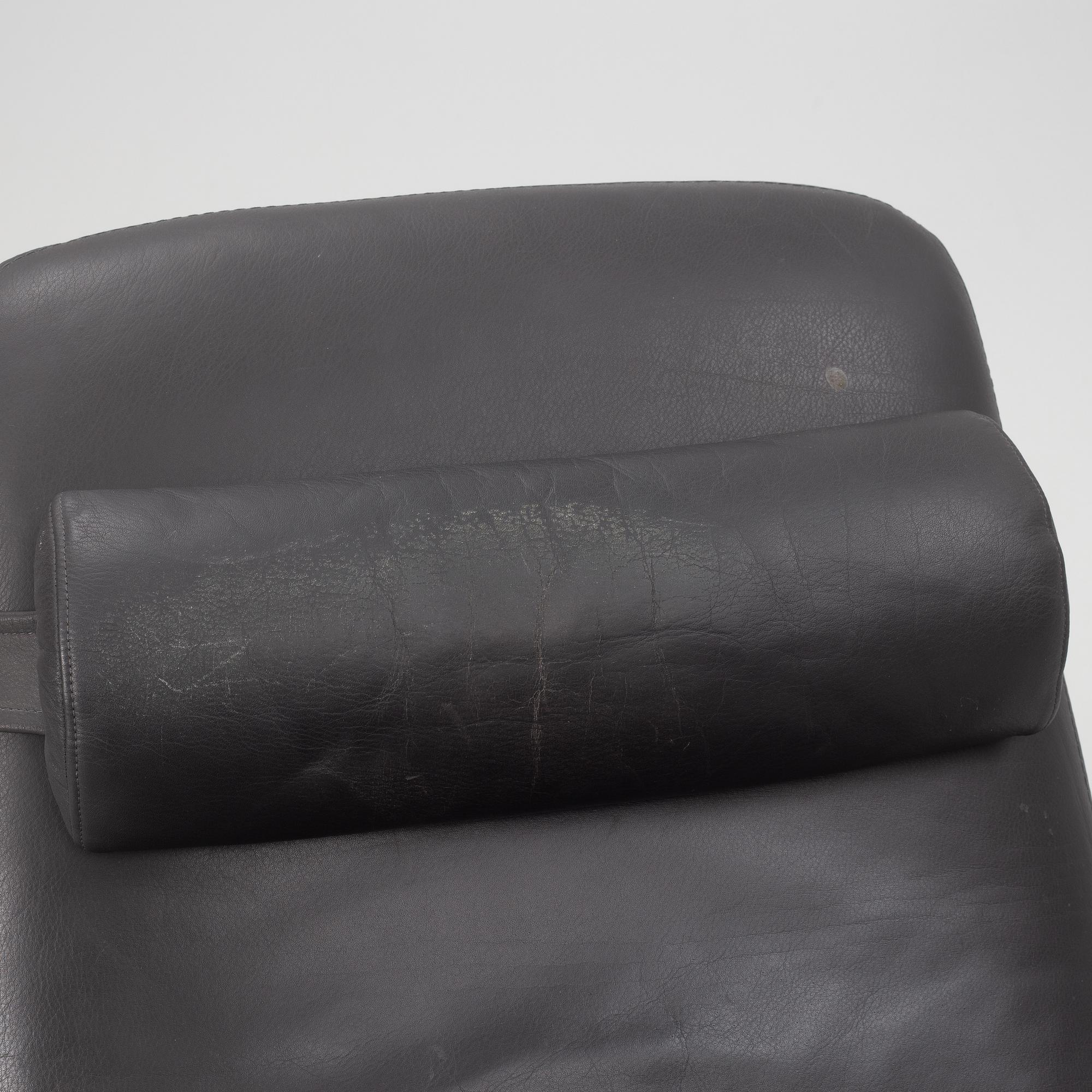 Kenneth Bergenblad, a 'Superspider' recliner, Dux.