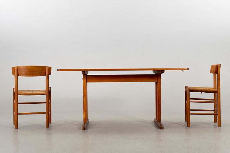 BORD samt STOLAR, 4 st, "Shaker" och "J39", Børge Mogensen, 1900-talets andra hälft.