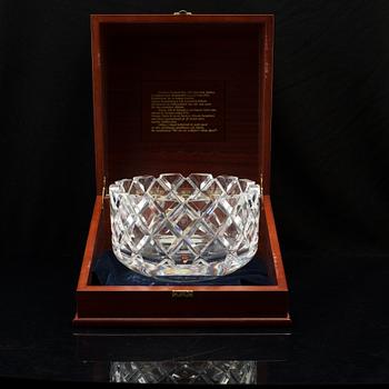 GUNNAR CYRÉN, a 'Sofiero' glass bowl from Orrefors.