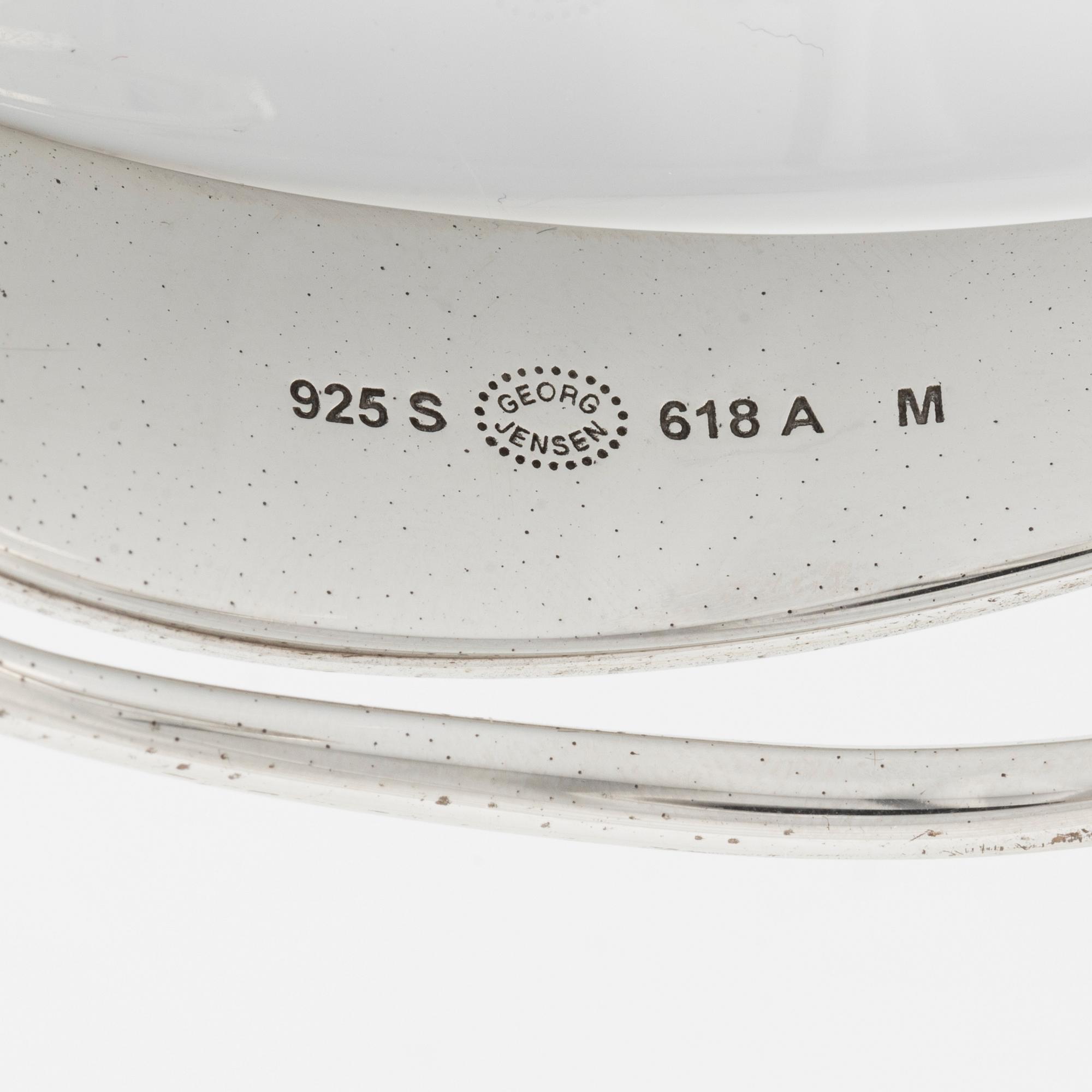 Georg Jensen, bangle bracelet, "Marcia", rhodium-plated sterling silver with brilliant-cut diamonds.